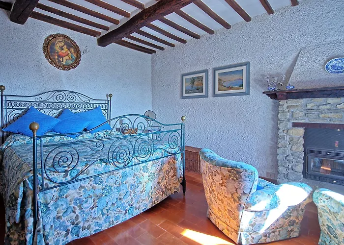 Uccellaia By Posarellivillas Agello