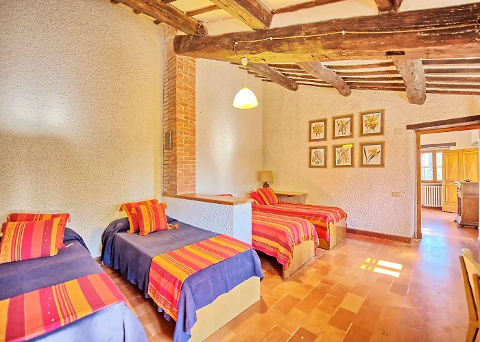 Uccellaia By Posarellivillas Agello