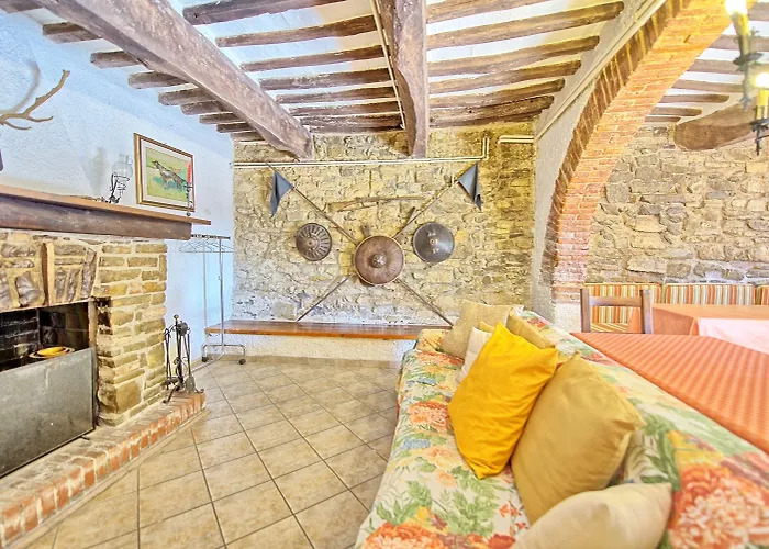 Uccellaia By Posarellivillas * Agello