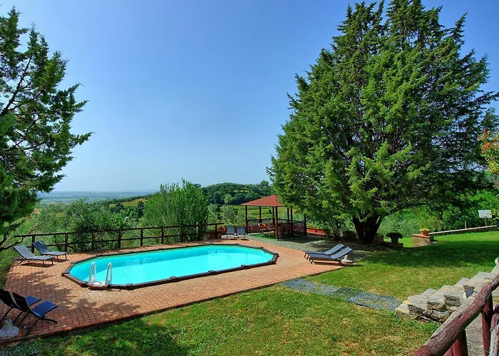 Uccellaia By Posarellivillas *