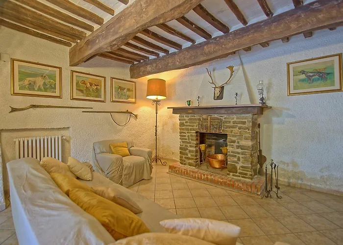 Uccellaia By Posarellivillas Agello