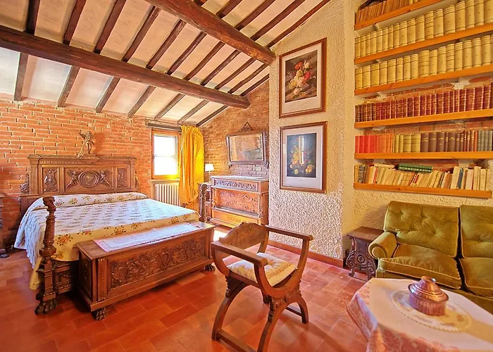 Uccellaia By Posarellivillas